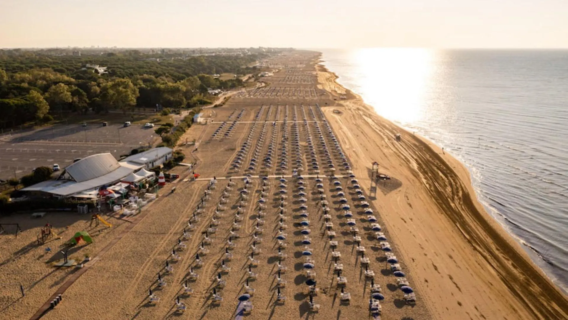 Bright Sea Front Apartment With Balcony Bibione