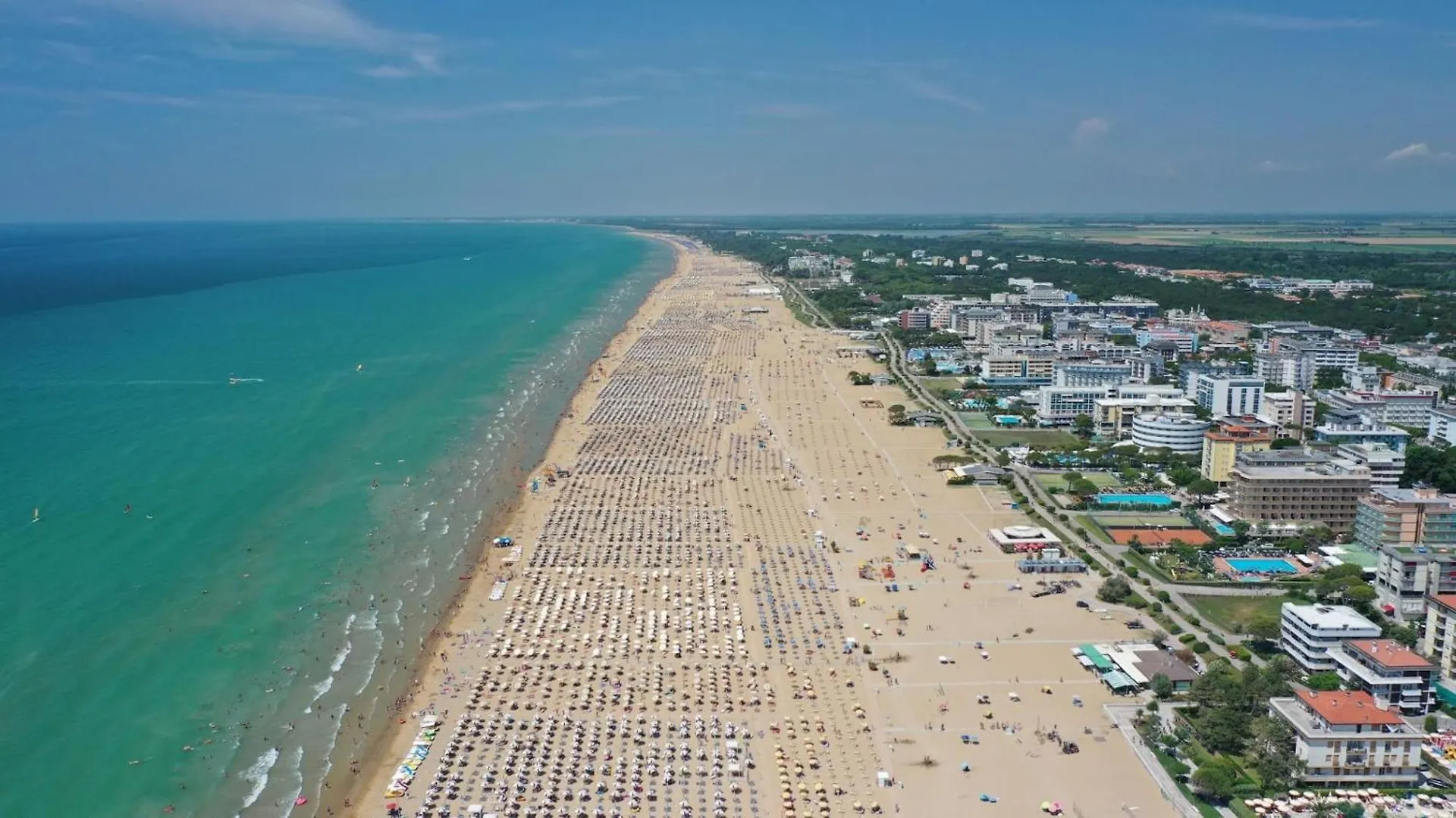 Bright Sea Front Apartment With Balcony Bibione Italy