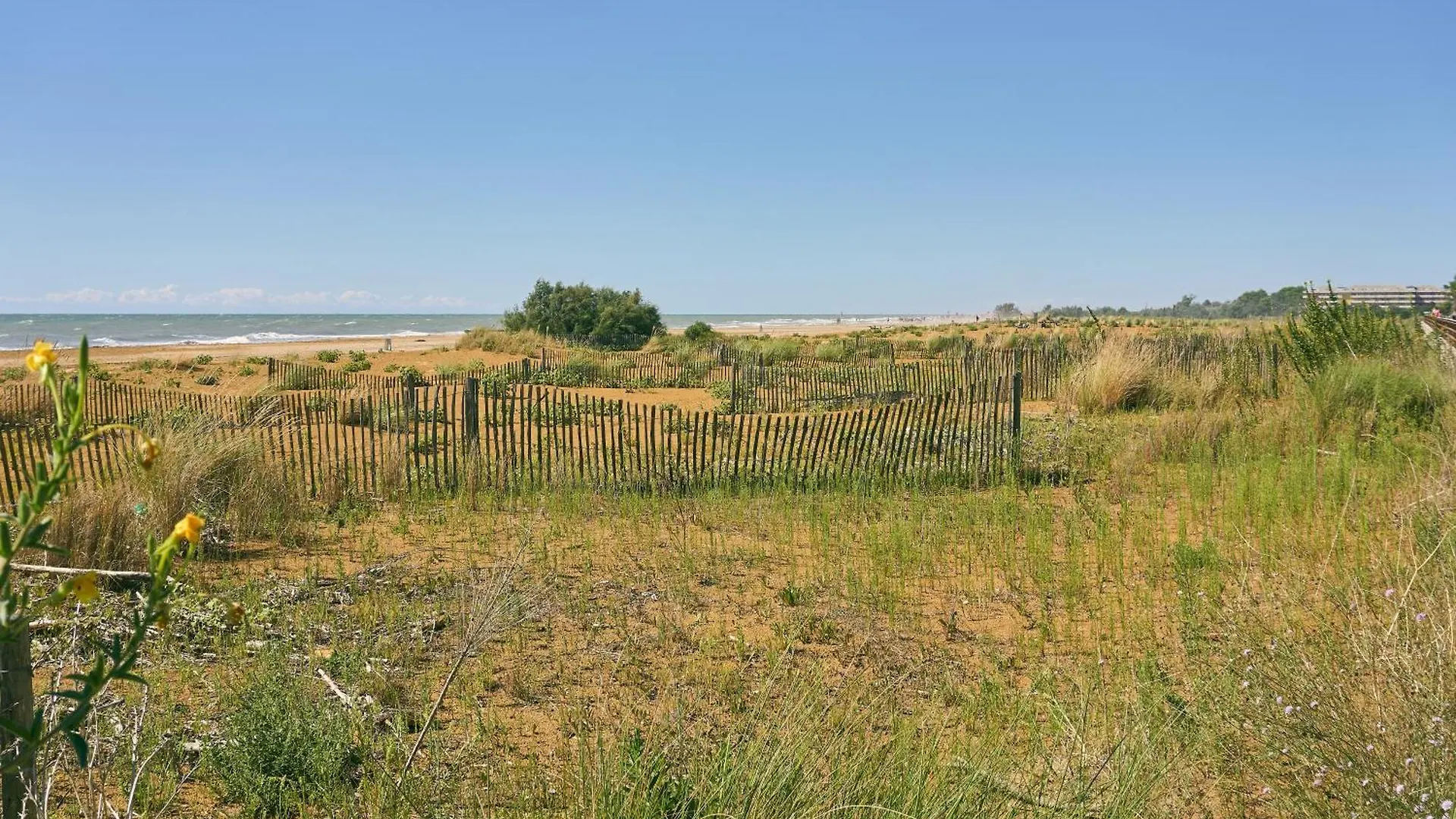 Bright Sea Front Apartment With Balcony Bibione